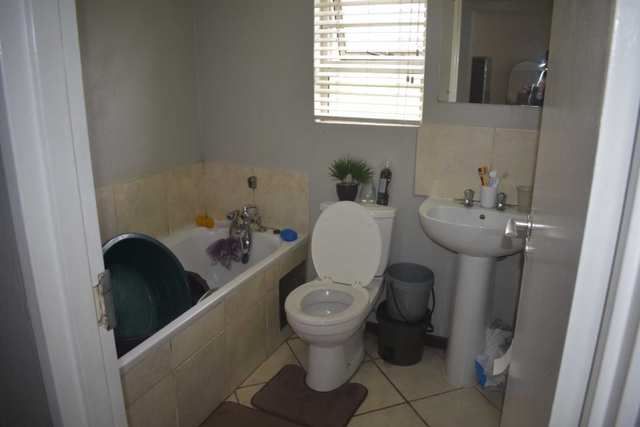 2 Bedroom Property for Sale in Beacon Bay Eastern Cape